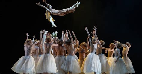 Rheinoper Zeigt Balletklassiker Giselle In Duisburg