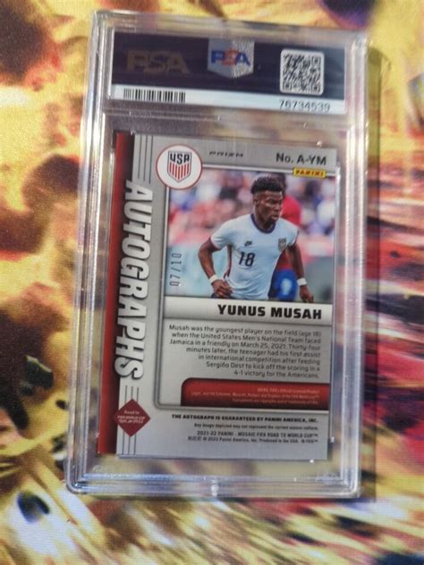 Panini Mosaic Fifa World Cup Auto Gold Fluorescent Yunus Musah