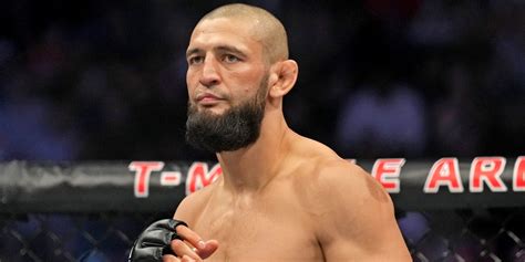 Khamzat Chimaev Worries Ufc Fans With Hospital Photos