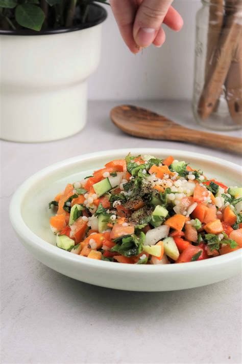 Salade de couscous israélien Your Weird Vegan Friend