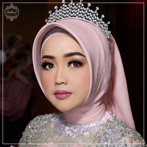 Model Hijab Pengantin Yang Simple Dan Elegan Untuk Hari Bahagia