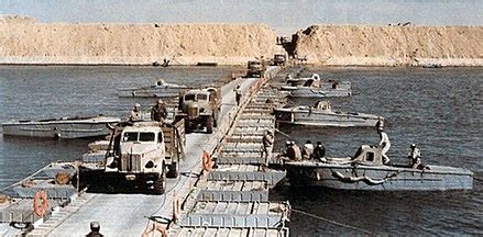 Suez Canal - Wikipedia