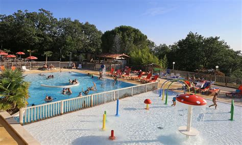 Camping Les Reflets du Quercy 4 Sterne Midi Pyrenäen