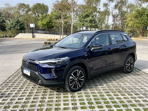 An Lisis Del Nuevo Toyota Corolla Cross H Brido El Suv Por El Que La