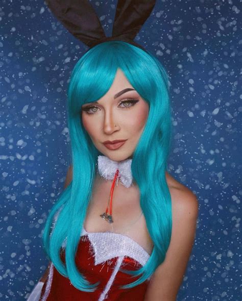 Bulma Se Alista Para La Navidad En Dragon Ball Con Este Cosplay De