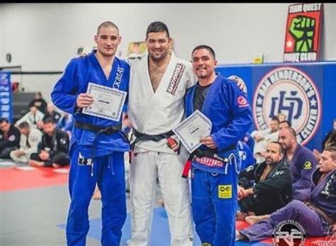 Le coéquipier de Sean Strickland en BJJ s exprime sur le fait qu il a