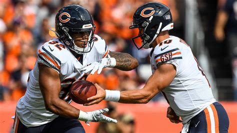 WATCH: Bears David Montgomery Scores First Career TD