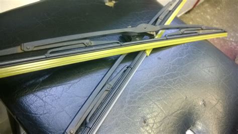 Родные щетки стеклоочистителя — Lada 2115, 1,5 л, 2006 года ...