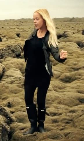 Hot Sexy Tina Dico Bikini Pics