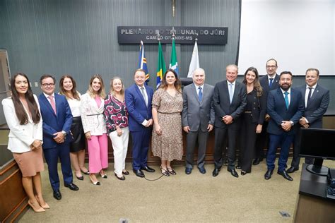 Diretoria participa da posse da Juíza Diretora do Foro de Campo Grande