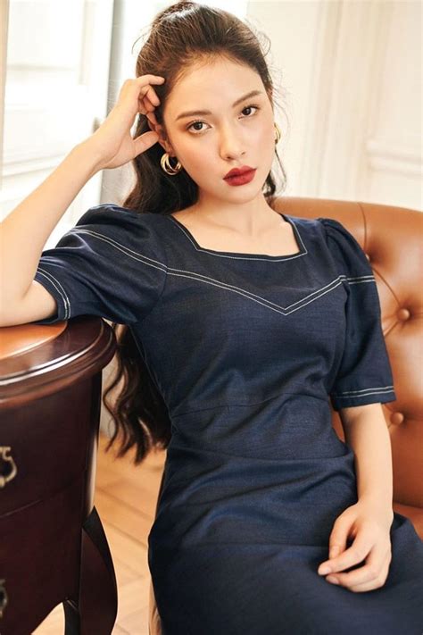 Hot girl thẩm phán lại gây sốt khi diện cảnh phục Báo Dân trí