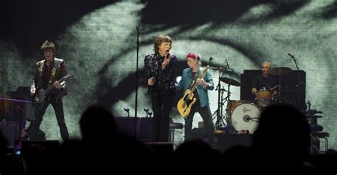 Fotos Rolling Stones Voltam Aos Palcos Para Comemorar 50 Anos De Carreira 25112012 Uol