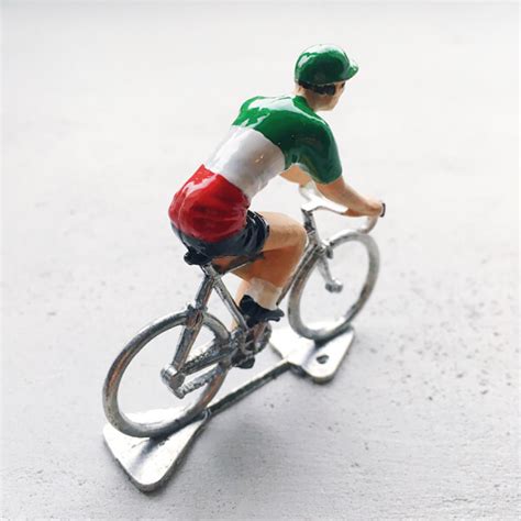 Фигурка велосипедиста Италия 12220 купить в интернет магазине it`s my!bike