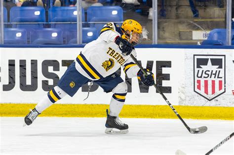 Trenton Vs Hartland D2 Hockey State Championship Photo Gallery The