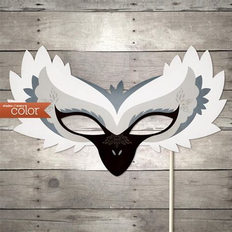 DIY Printable White Trumpeter Swan Mask Halloween Birthdays