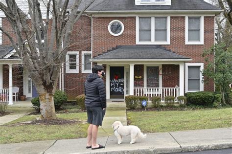 'Where's my money': Mitch McConnell's house also vandalized, along with ...