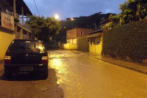 Em uma hora de chuva Muriaé acumulou 34 2 milímetros