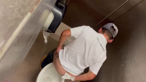 Wiping Ass Video 12 ThisVid