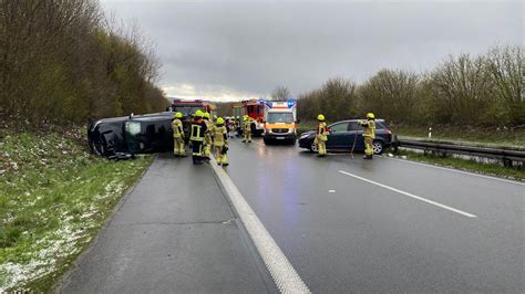 Zahlreiche Unfälle bei Hagel und Glätte auf Autobahnen NDR de