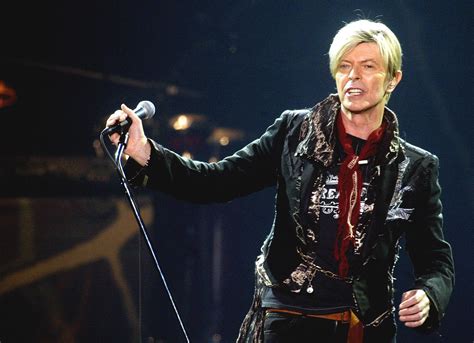 Ibenski Rue David Bowie Glazbena Legenda Dobiva Ulicu U Parizu