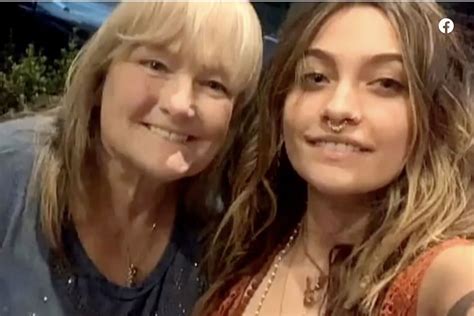 See Michael Jackson S Daughter And Ex Wife Now In Rare Photo