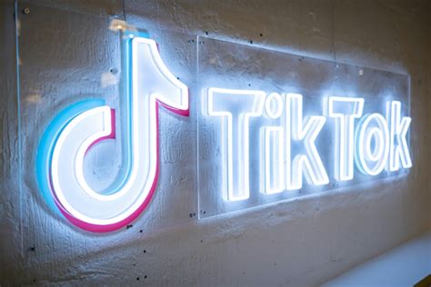 TikTok lança primeiro álbum hits ISTOÉ Independente