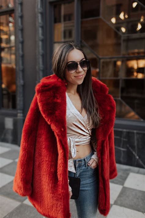 How To Style A Faux Fur Coat Style With Nihan