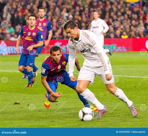 Cristiano Ronaldo Dribbling Editorial Image - Image: 24343950