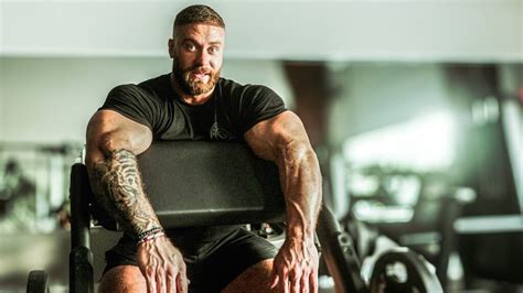 Chris Bumstead Shares Calorie Full Day Of Eating In Off Season