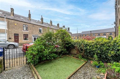 Heath Street Bingley BD16 3 Bed Terraced House 195 000