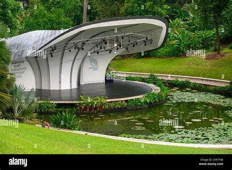 botanic gardens singapore stage  res stock photography  images alamy