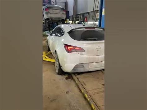 Opel Astra J GTC Выхлоп - YouTube