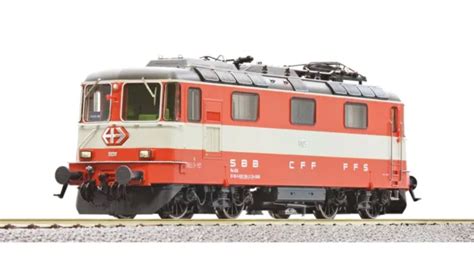 ROCO 7510002 ELEKTROLOKOMOTIVE Re 4 4 II 11108 SBB 1 87 Spur H0 EUR 374