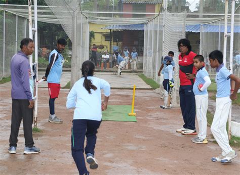 Cricket Workshop Mr Susil Sikaria Pallisree