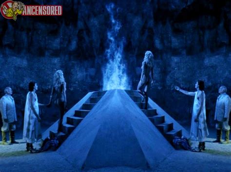 Naked Ophélie Winter in She