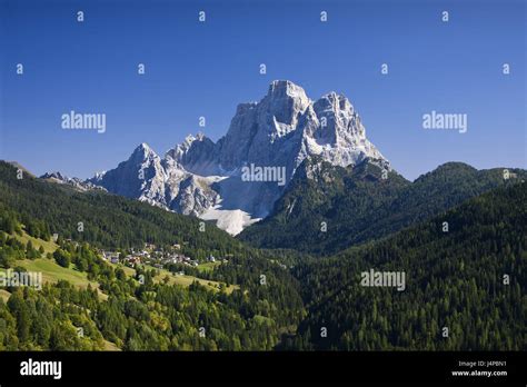 Italy The Dolomites Cadore Region Monte Pelmo Stock Photo Alamy