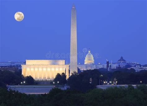 Washington DC Skyline at Night Stock Image - Image of tourism, capitol ...