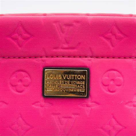 Клатч Louis Vuitton цвета фуксии, - купить за 20000 ₽ | SFS