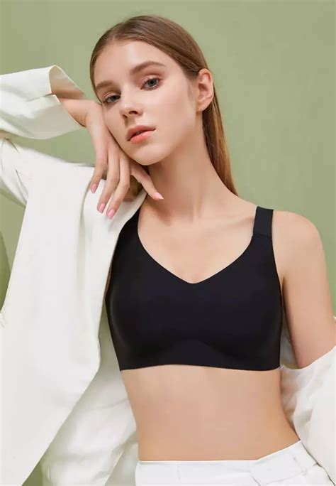 Kiss Tell Pack Premium Melinda Seamless Wireless Padded Support Bra In Nude And Black