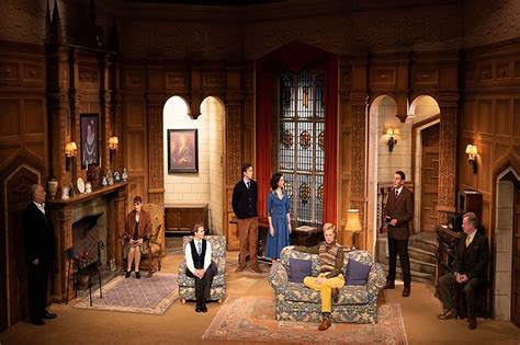 Agatha Christies The Mousetrap Splinter Scenery