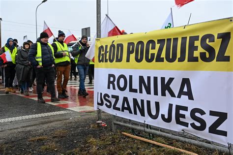 Protest rolników w Bydgoszczy i regionie 20 03 2024 Zablokowana trasa