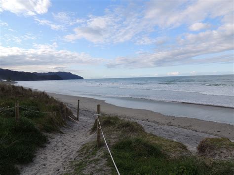 THE ROAD TAKEN : Waihi Beach