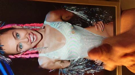 Miley Cyrus Cum Tribute 1 4 19 Gay Porn XHamster