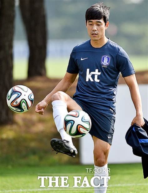 박주영 골 기도 세리머니 대신 밝게 웃었다 축구 기사 더팩트