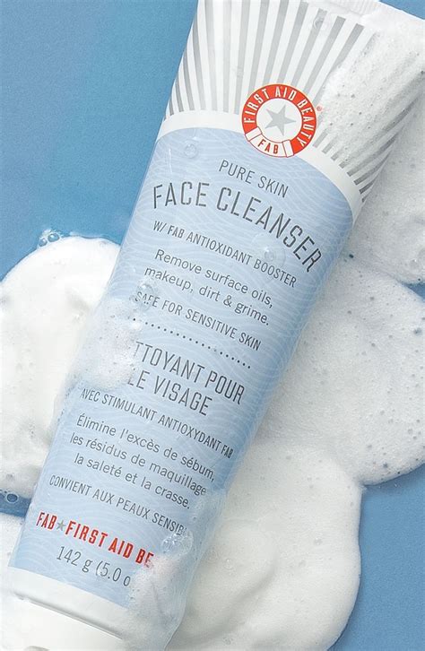 first aid beauty pure skin face cleanser