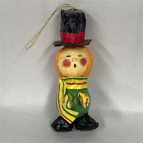 Unbranded Holiday Vtg Caroler Ornament Paper Mache Star Singer