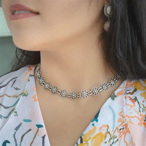 Silver Choker