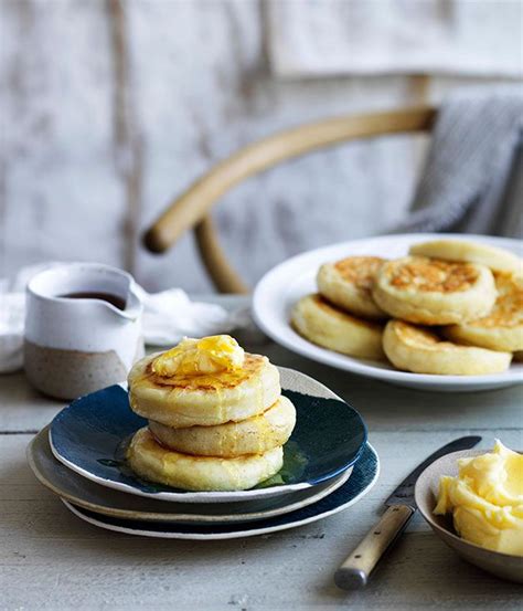 Crumpets with homemade honey butter | Recipe | Sweet breakfast, Breakfast recipes sweet ...