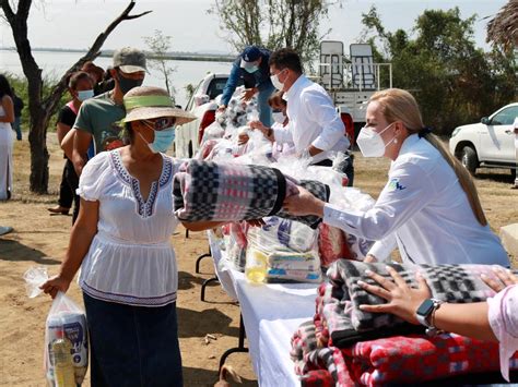 Gobierno de Alma Laura Amparán beneficia a más familias de la zona