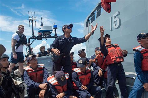 Us And Philippines Strengthen Alliance With Maritime Training Activity